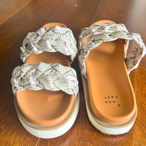 Target Knot Sandals